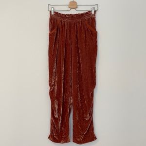 Aritzia Le Fou velvet pants